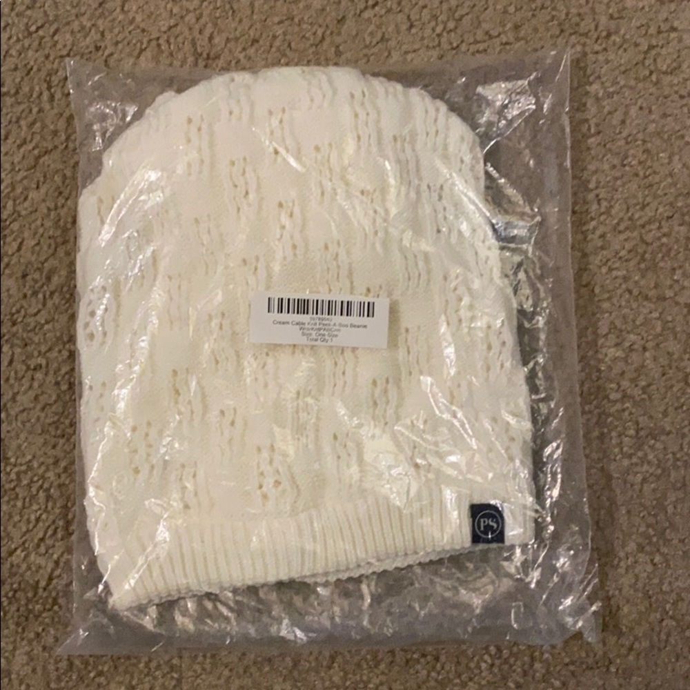 Cream knit beanie